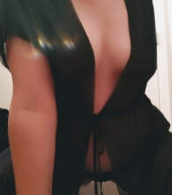 Ella — 42 y.o. horny cougar seeking hookups