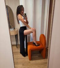 Ava — horny cougar looking for fun